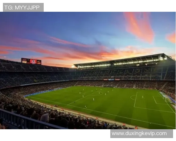 以足球巨星球衣为核心探索绿茵场背后的热血与荣耀故事